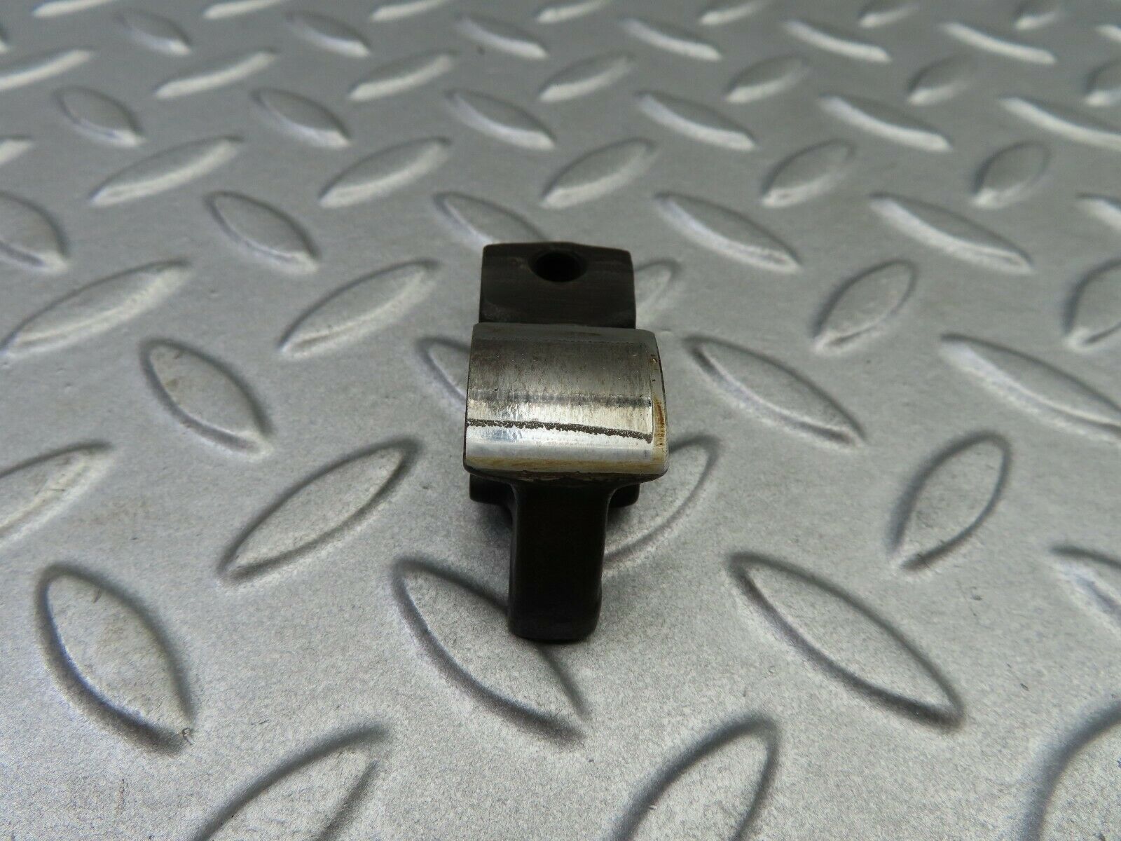 6281 Mercedes-Benz W126 380SE Rocker Arm