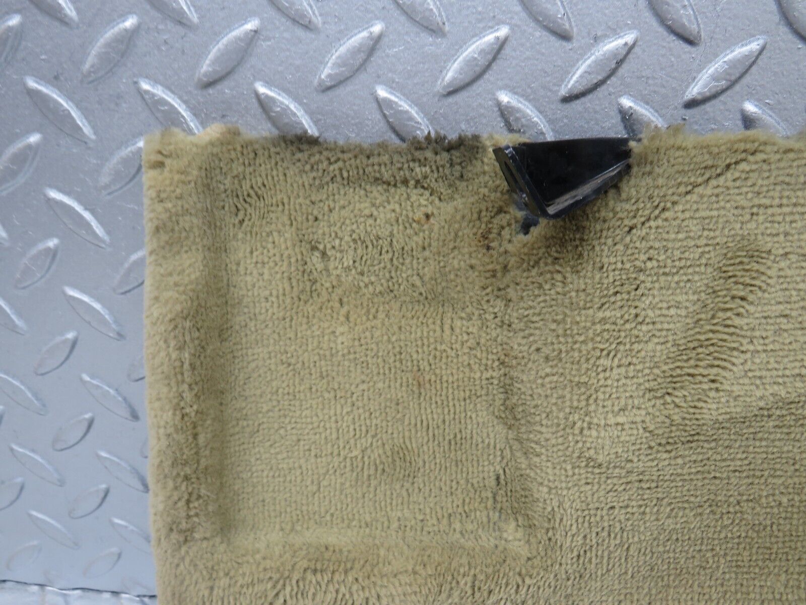 37076 Mercedes-Benz C126 420SEC Coupe Kick Panel Left Side Beige 1266880306