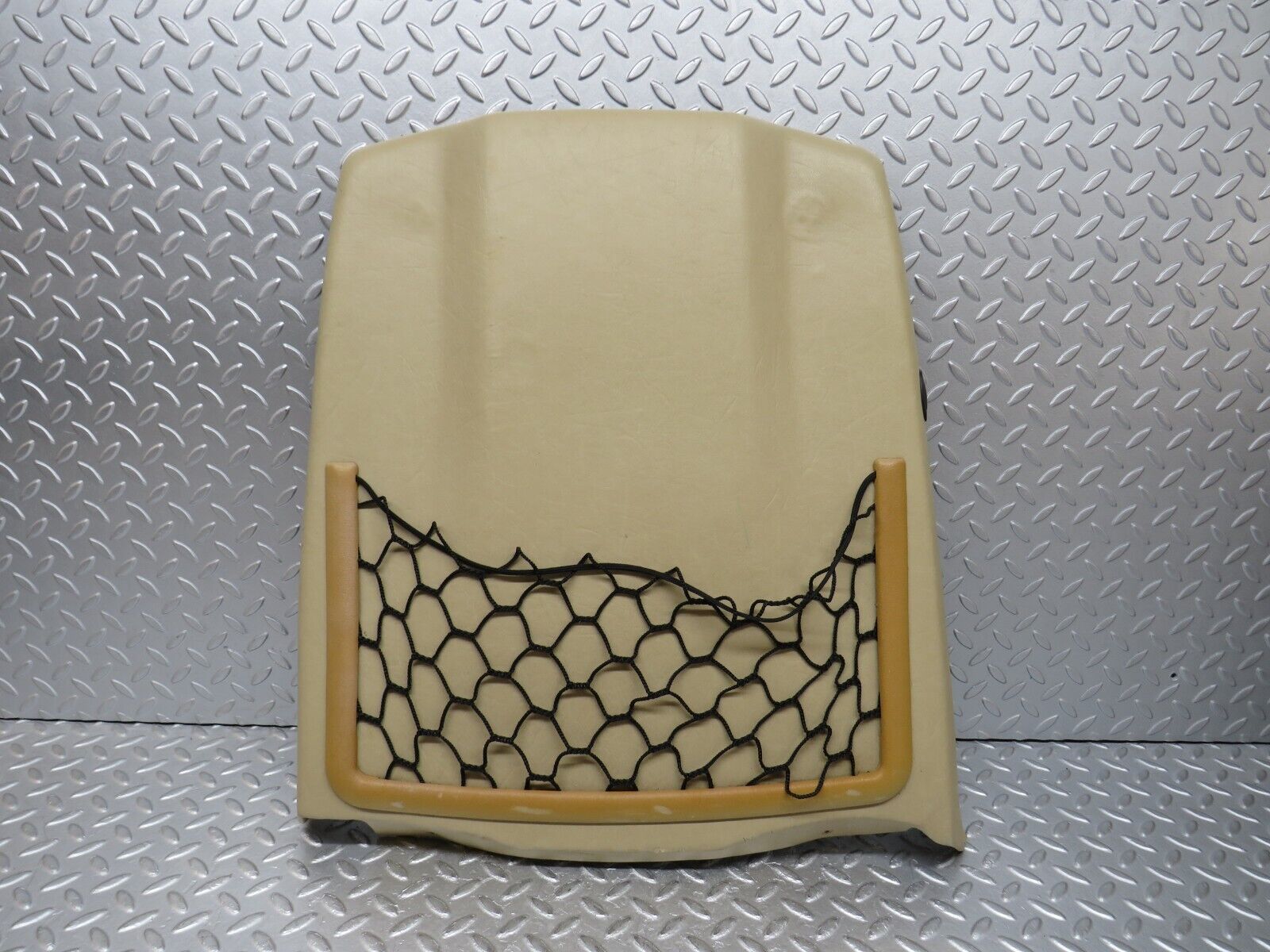 37070 Mercedes-Benz C126 420SEC Coupe Front Right Seat Rear Cover Beige