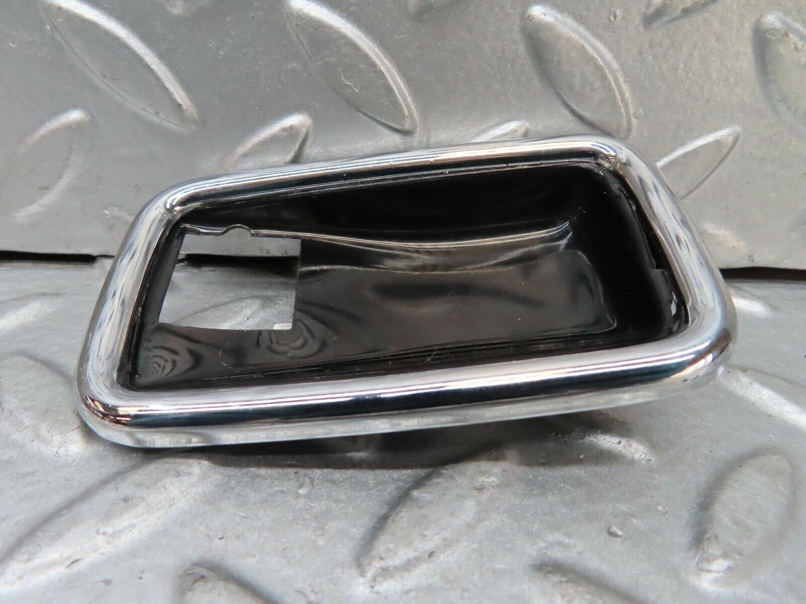 7054 Mercedes-Benz W123 230E Chrome Frame For Door Opener Right 1087660611