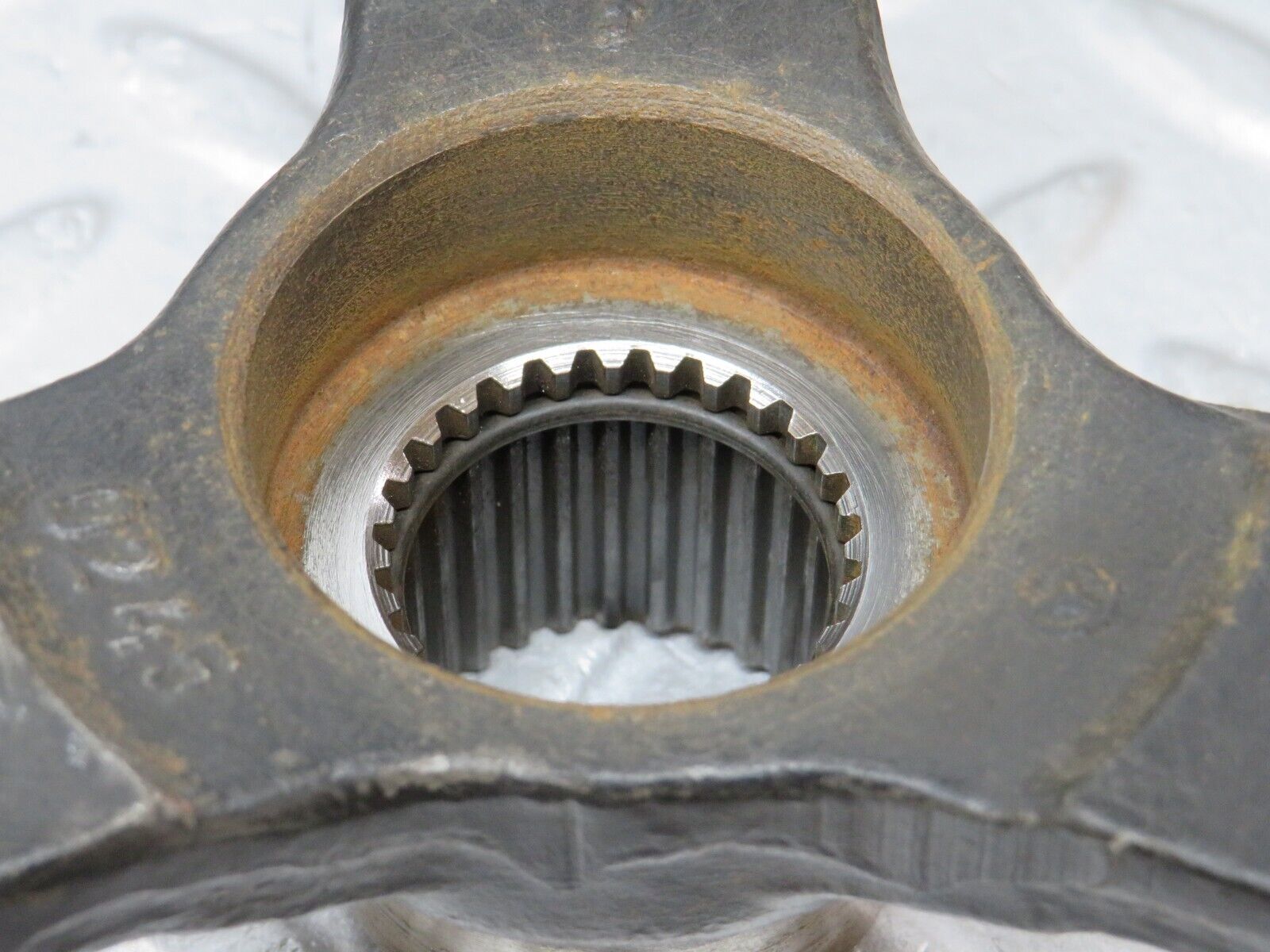 36382 Mercedes-Benz W126 420SE Automatic Gearbox Rear Flange 722.355