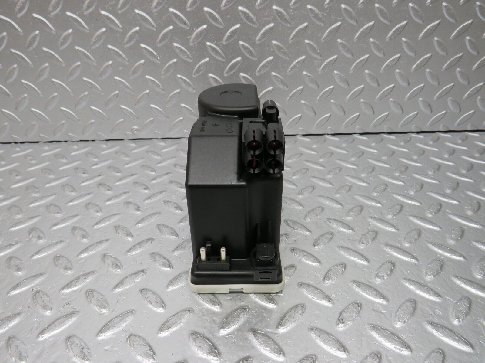 31690 Mercedes-Benz W201 190LE 1.8L Central Lock Vacuum Pump 1248001448