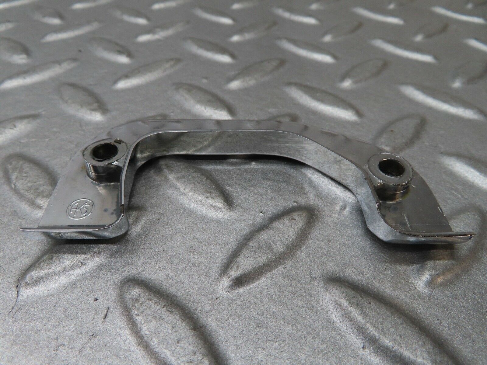 17548 Mercedes-Benz W116 450SEL Left Door Interior Chrome Latch Trim