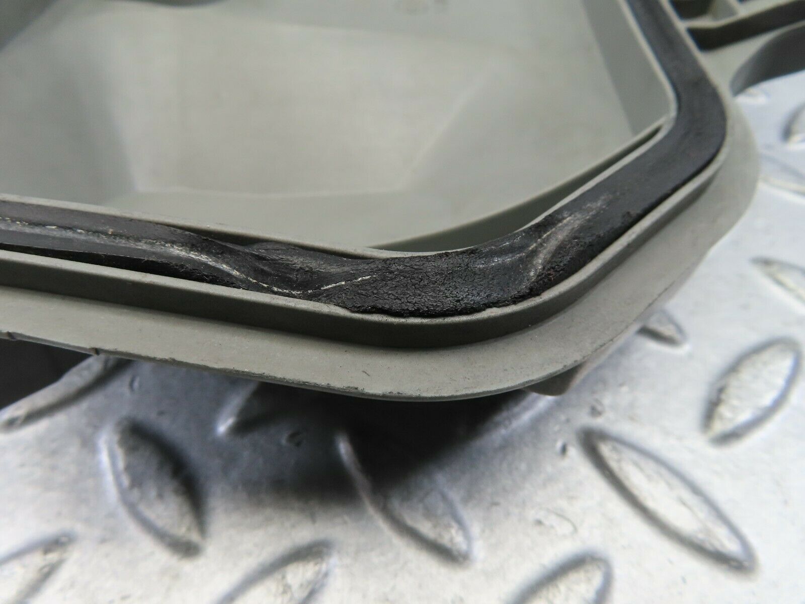 9234 Mercedes-Benz C124 300CE Coupe Bosch Headlight Cover Right