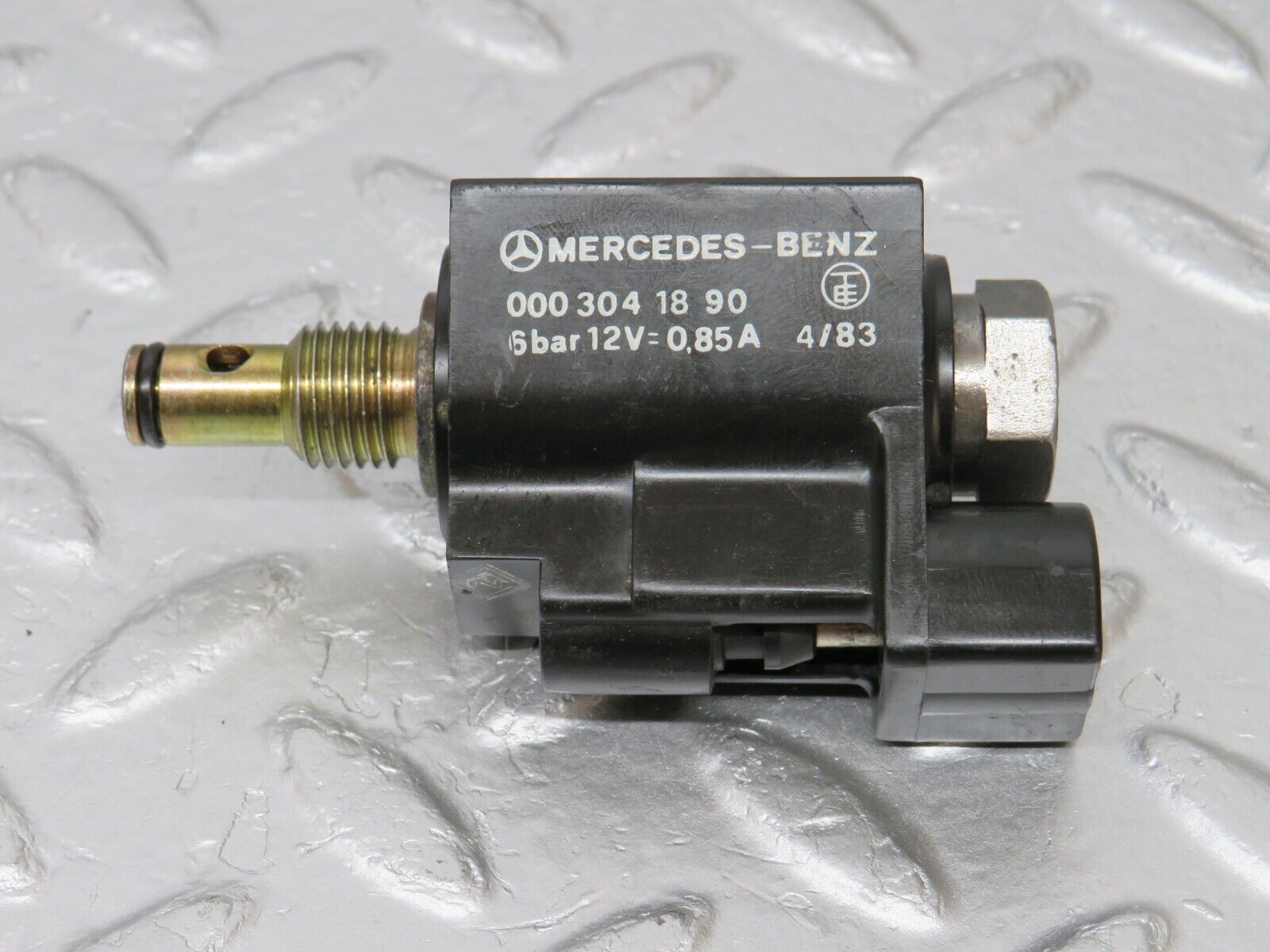34574 Mercedes-Benz C126 380SEC Automatic Gearbox Solenoid 722.310 0003041890
