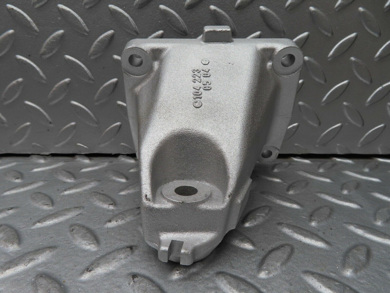 17303 Mercedes-Benz R129 300SL Coupe Engine Mount Bracket Right Side