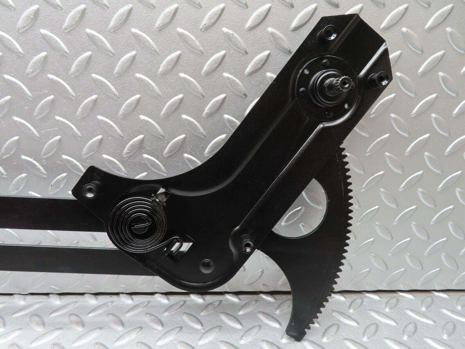 20898 Mercedes-Benz W114 250CE Coupe Front Right Manual Window Regulator