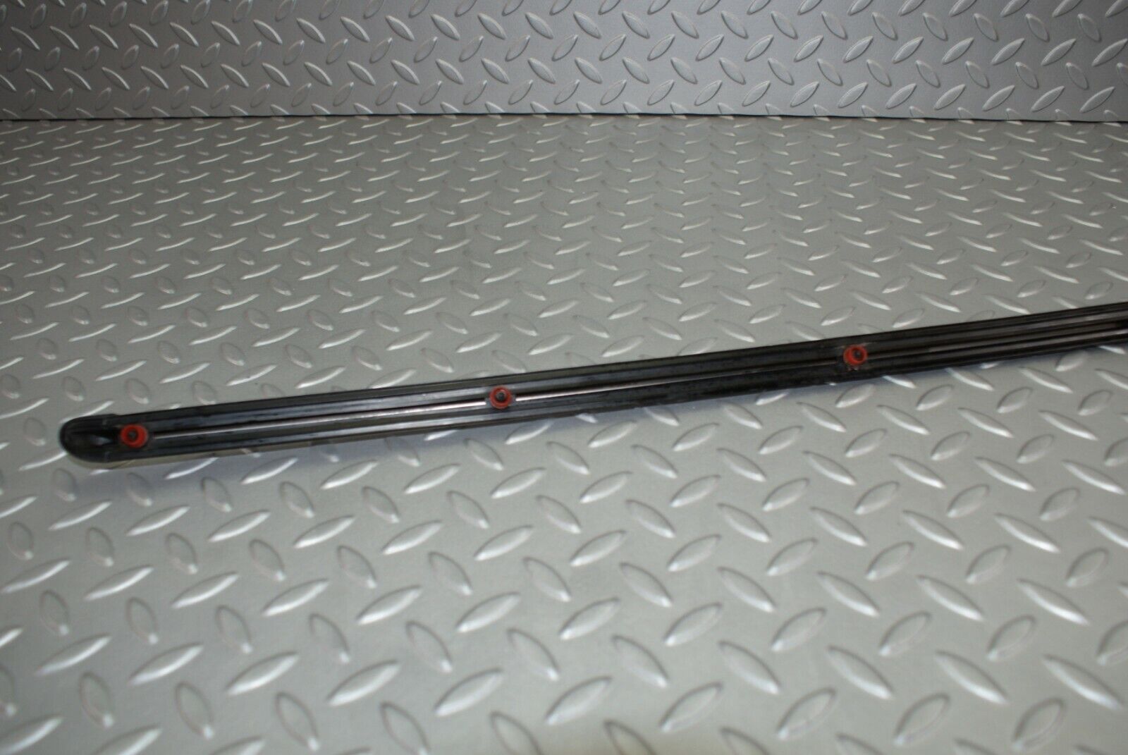 2985 Mercedes-Benz C123 280CE Coupe Front Left Fender Wing Chrome Trim