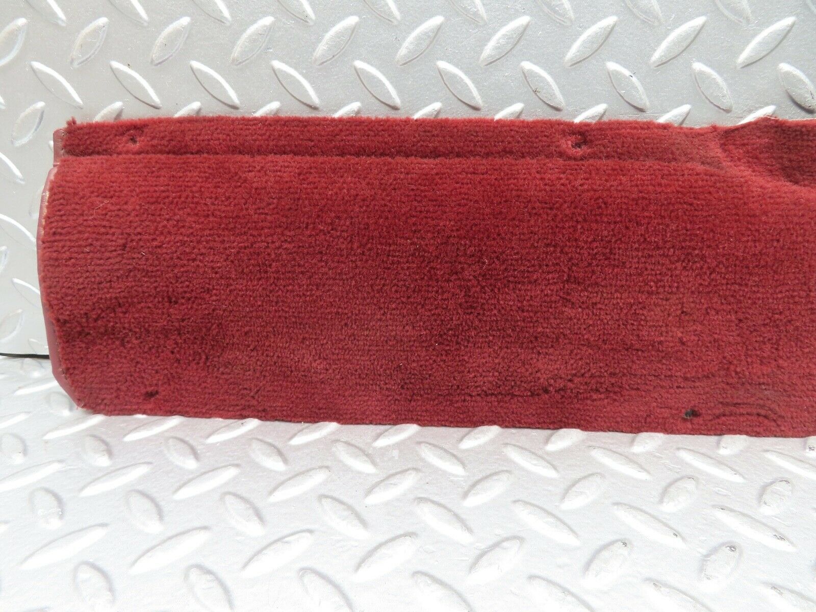 21601 Mercedes-Benz W126 300SE Rear Left Door Sill Carpet Burgundy Red