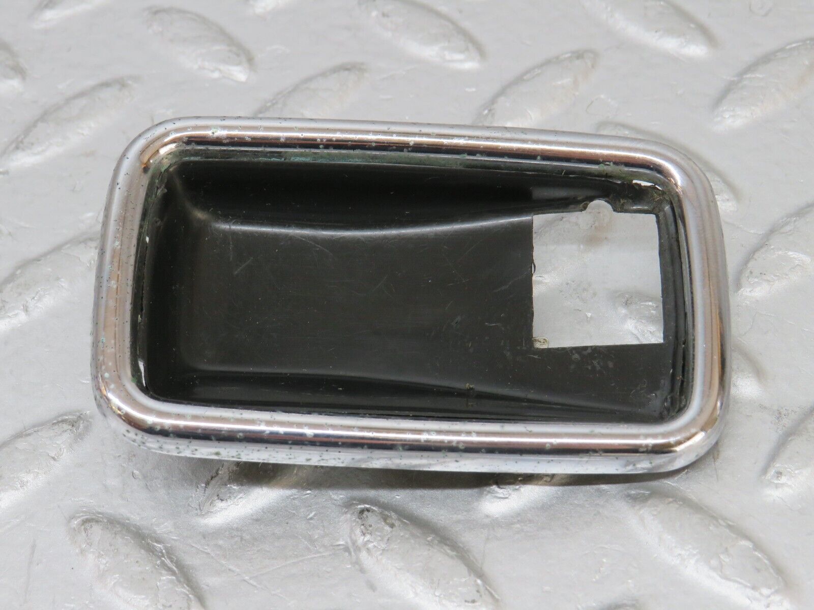 35691 Mercedes-Benz W108 Chrome Frame For Door Opener Left 1087660511