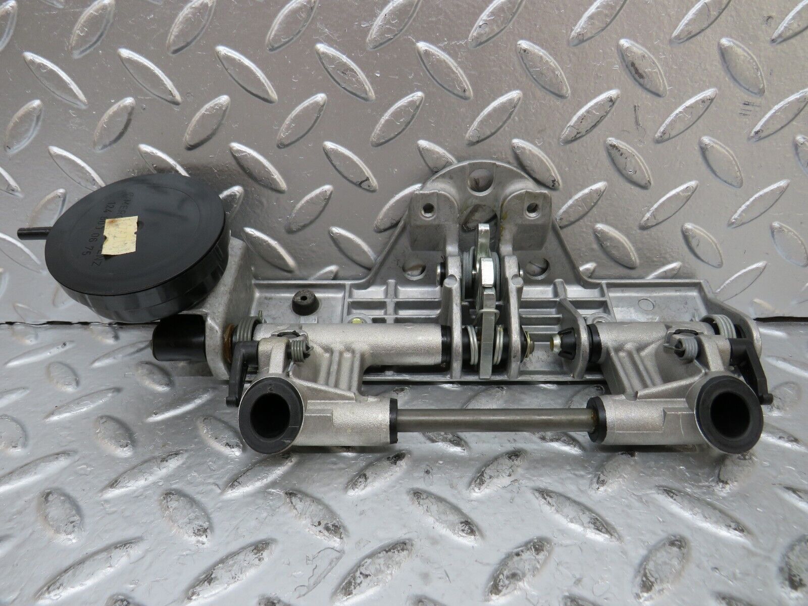 26588 Mercedes-Benz C124 220CE Rear Headrest Folding Mechanism 2029700025