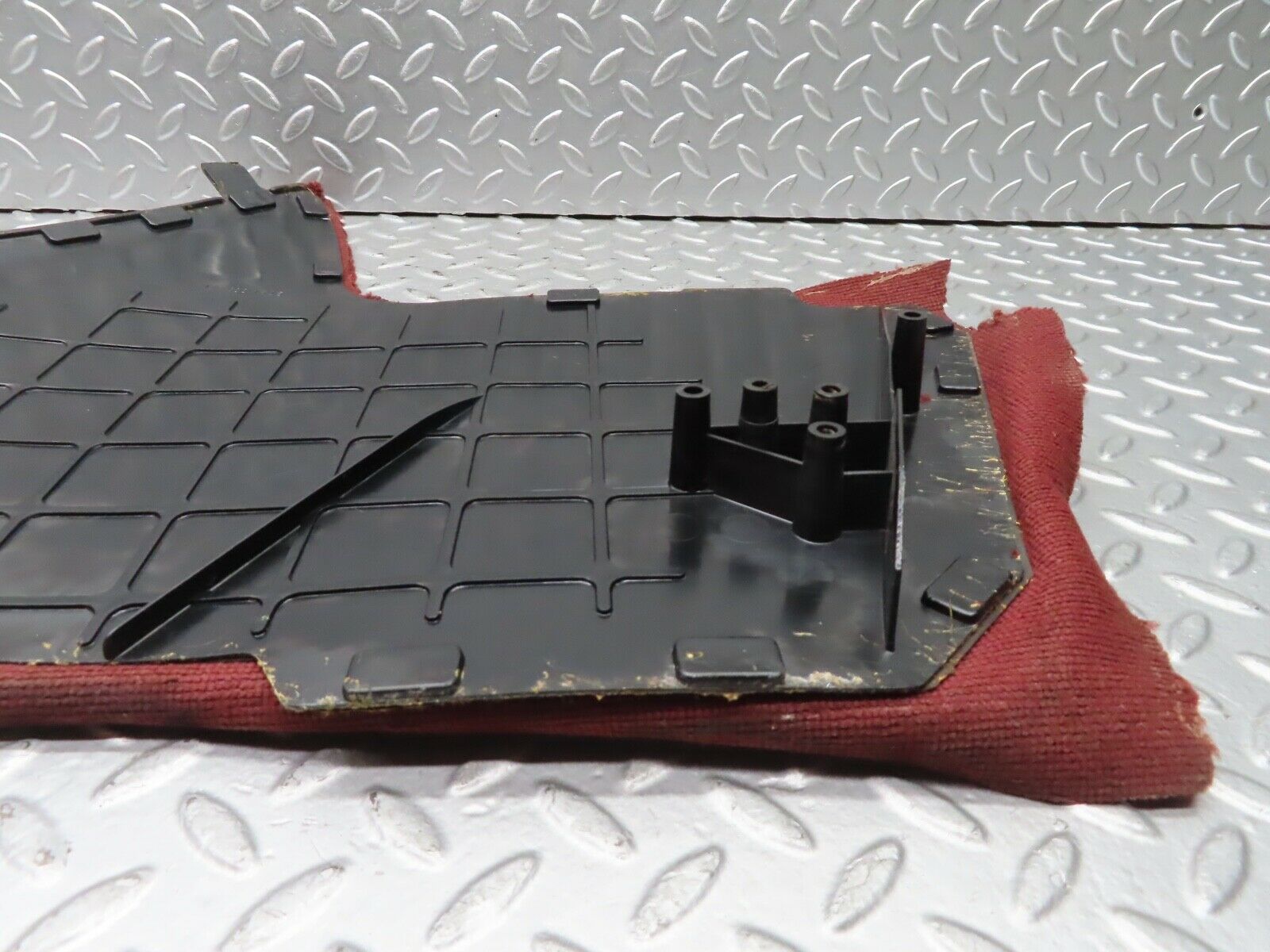 21557 Mercedes-Benz W126 300SE Centre Console Carpet Left Side 1266831525