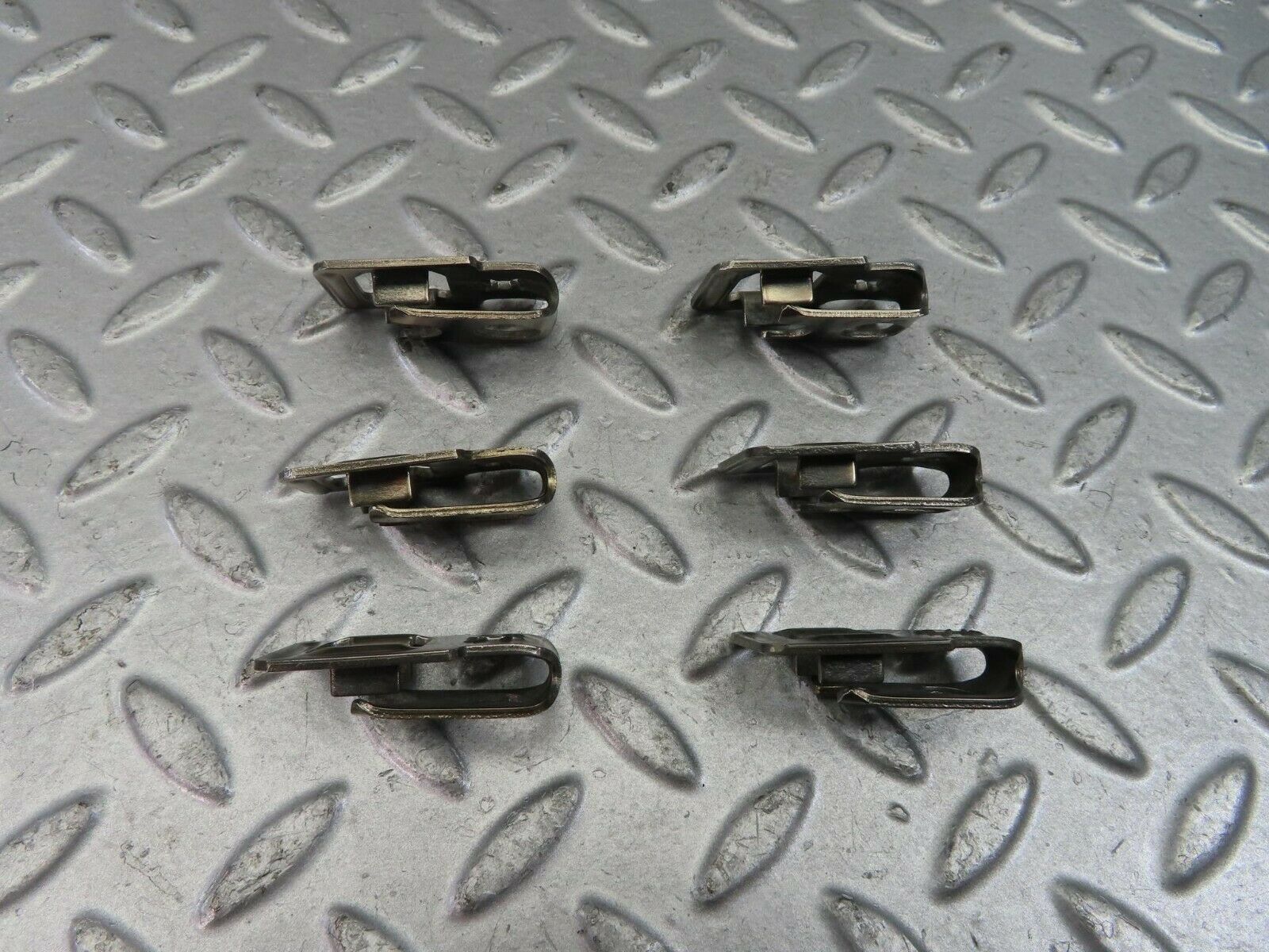 9479 Mercedes-Benz C124 300CE Coupe Fuel Injector Bracket Holder Set