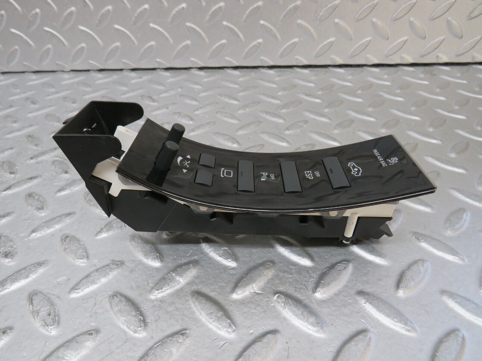 35142 Mercedes-Benz W221 Dashboard Control Switch Unit Panel 2218202910