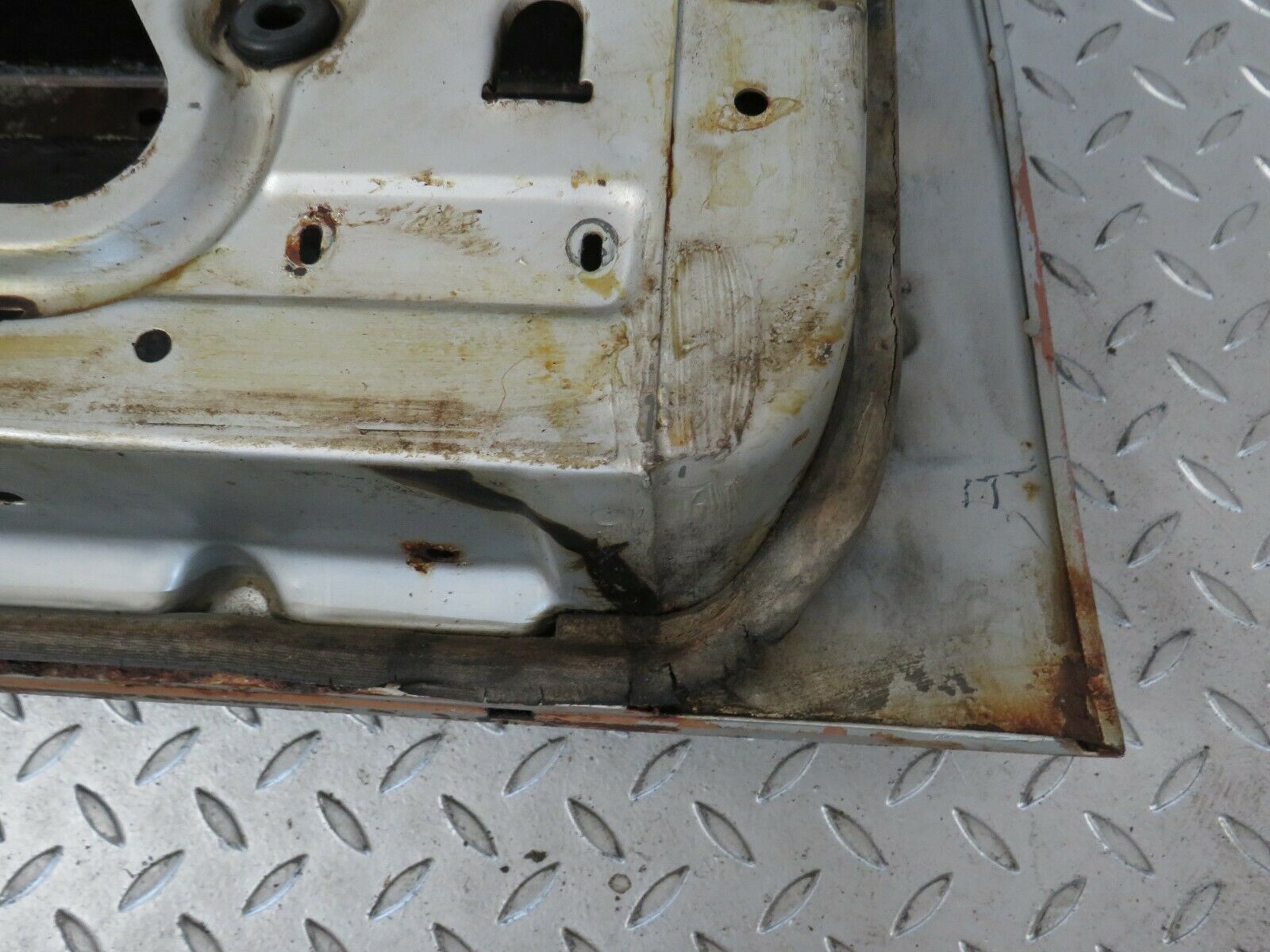 23274 Mercedes-Benz W116 350SE Rear Left Door