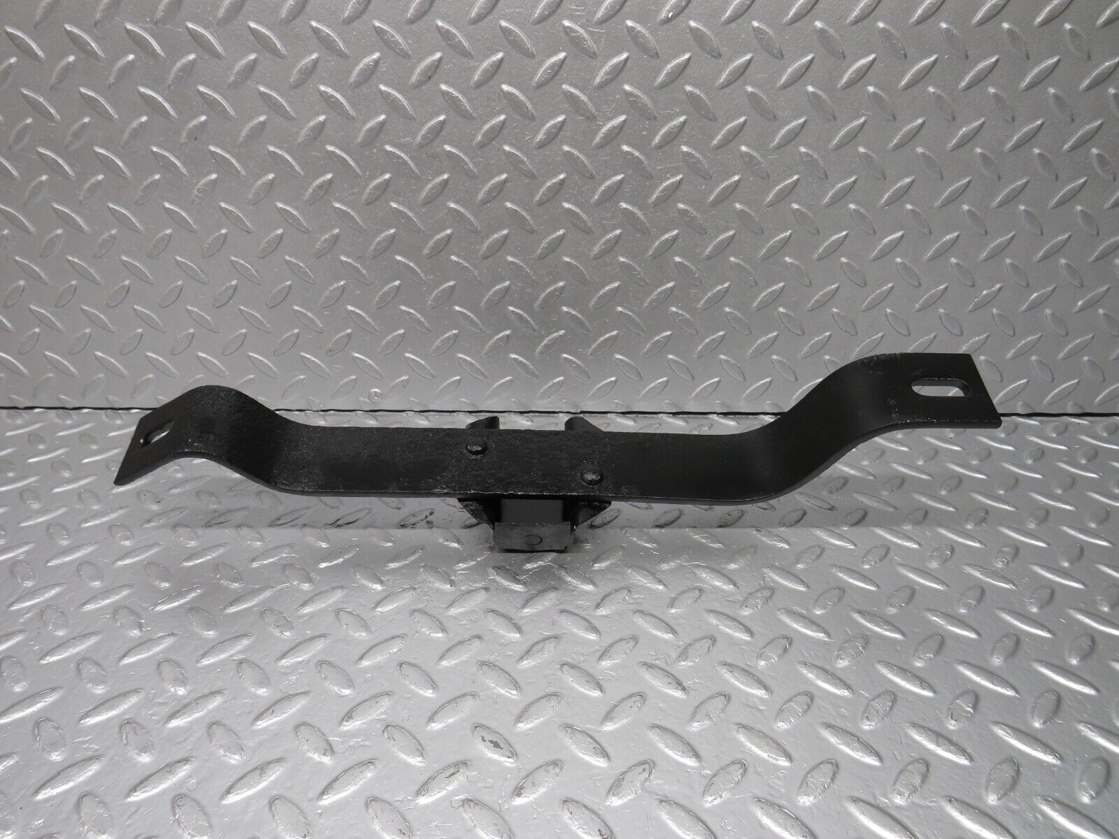 40393 Mercedes-Benz W110 230 Rear Left Bumper Bracket