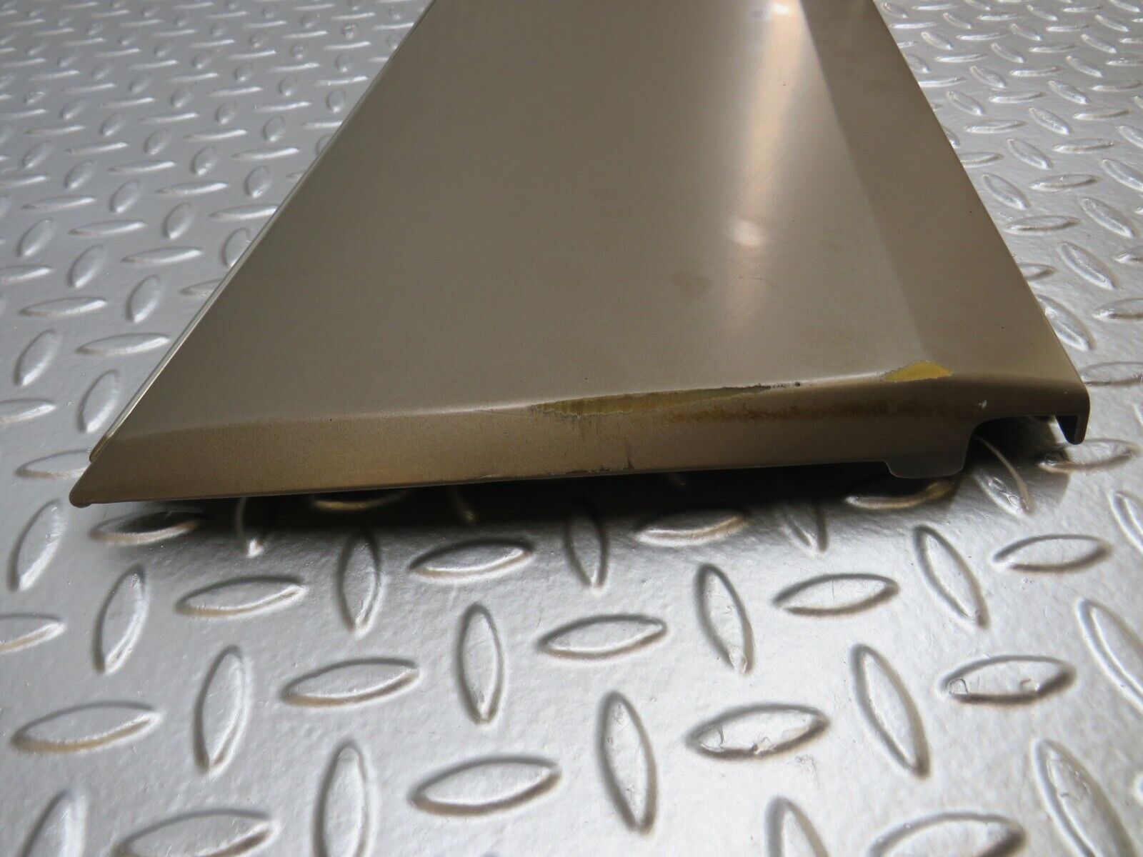 29254 Mercedes-Benz W124 230E Front Left Door Lower Moulding Trim 1246901540