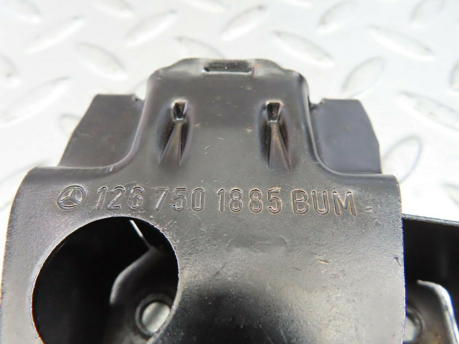 9714 Mercedes-Benz W126 Trunk Lock Latch 1267501885