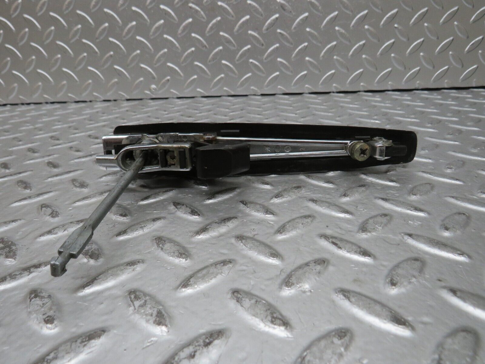 28893 Mercedes-Benz W123 230E Front Right Exterior Door Handle