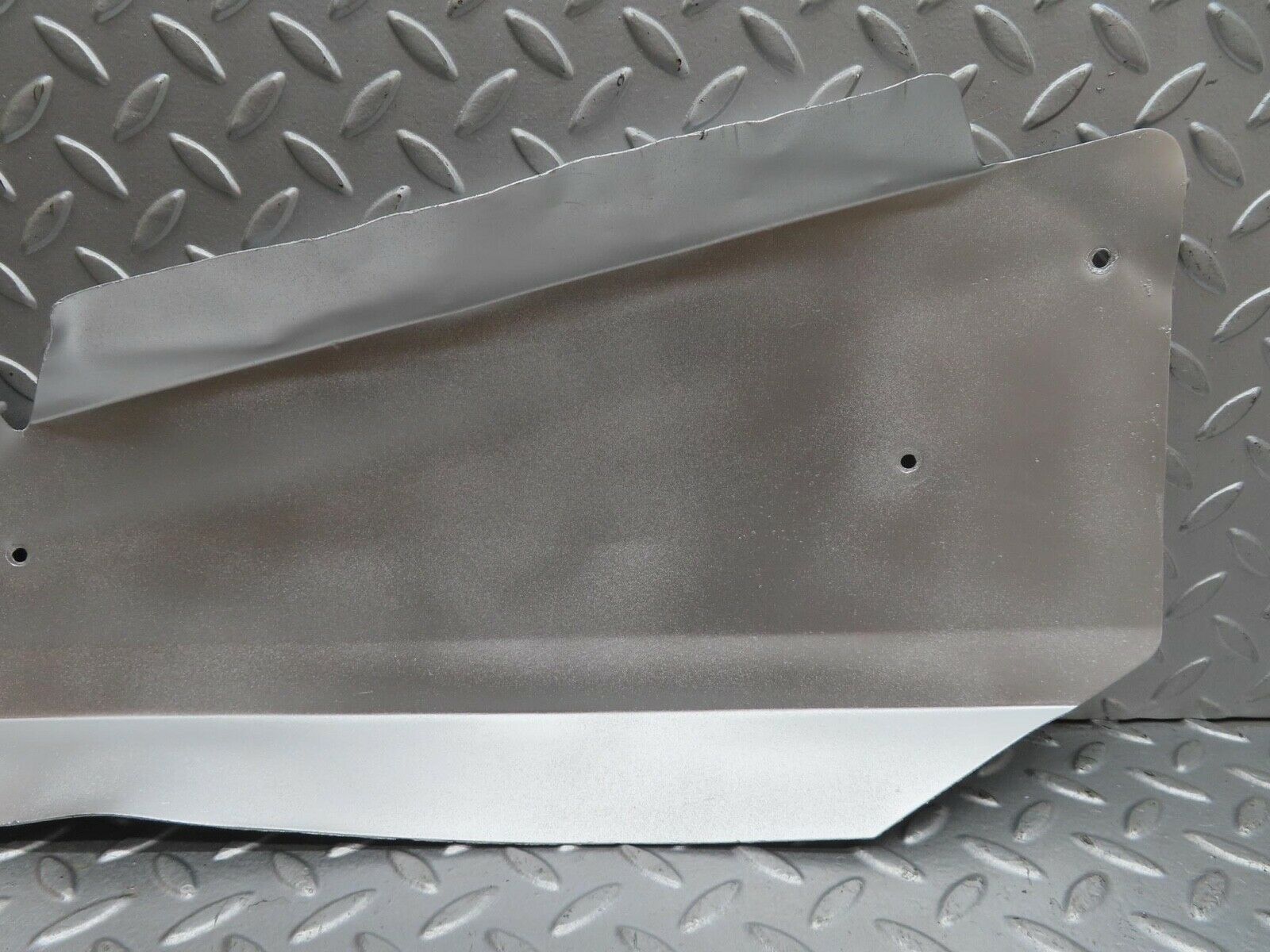 13877 Mercedes-Benz C107 280SLC Exhaust Heat Shield