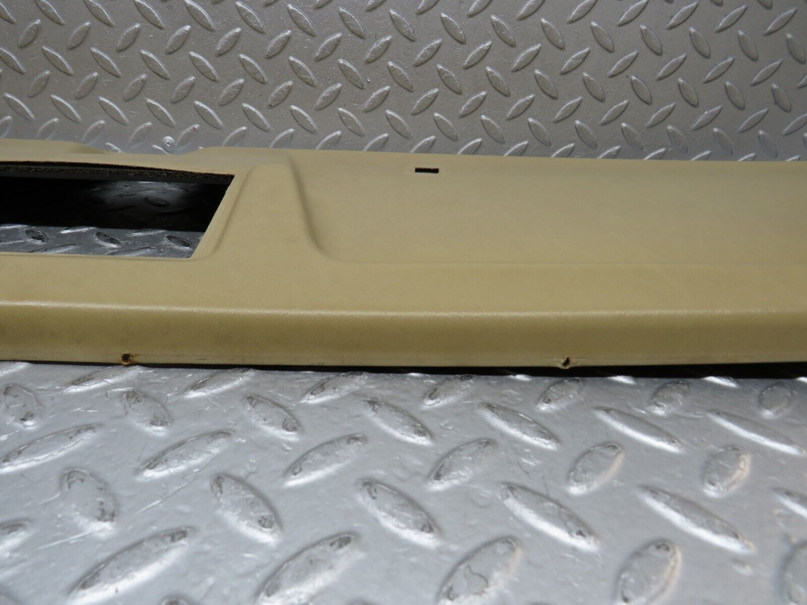 36924 Mercedes-Benz C126 420SEC Coupe Headlining Roof Panel Beige 1266903550