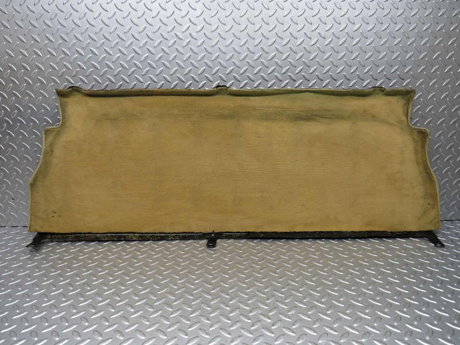 34378 Mercedes-Benz C126 380SEC Coupe Fuel Tank Cover Plate