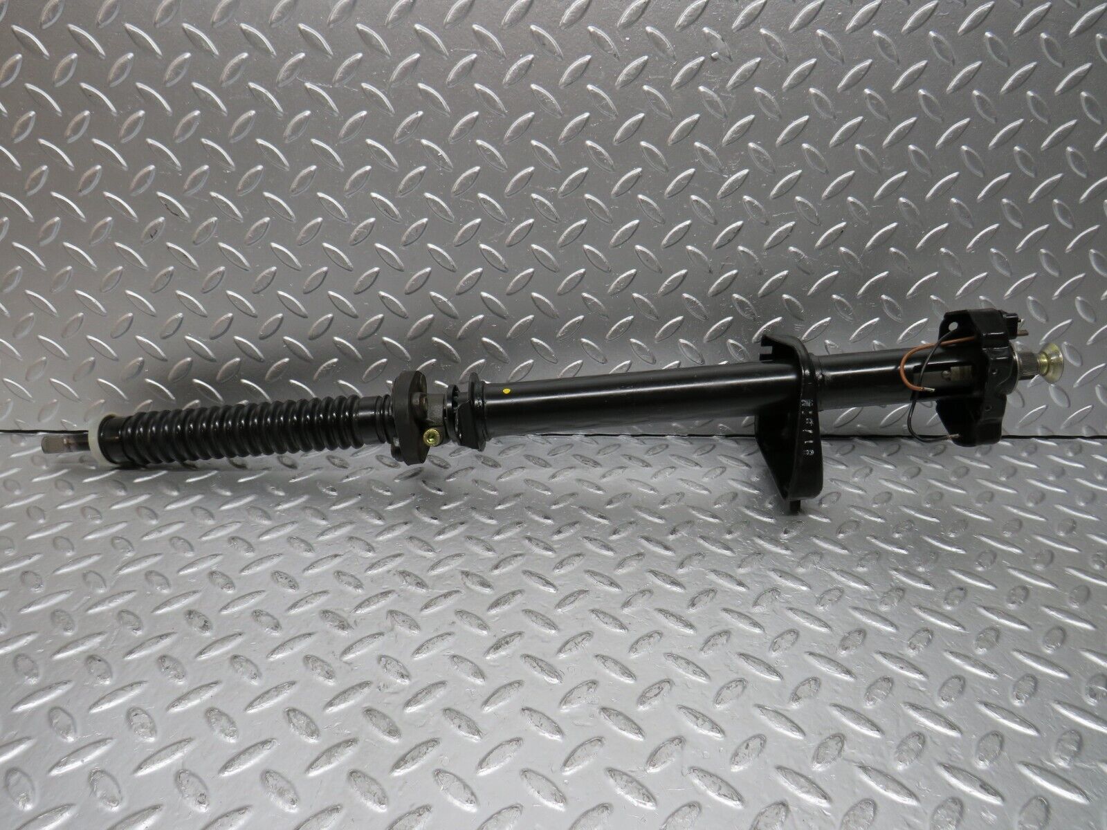 29785 Mercedes-Benz W123 230E Steering Column