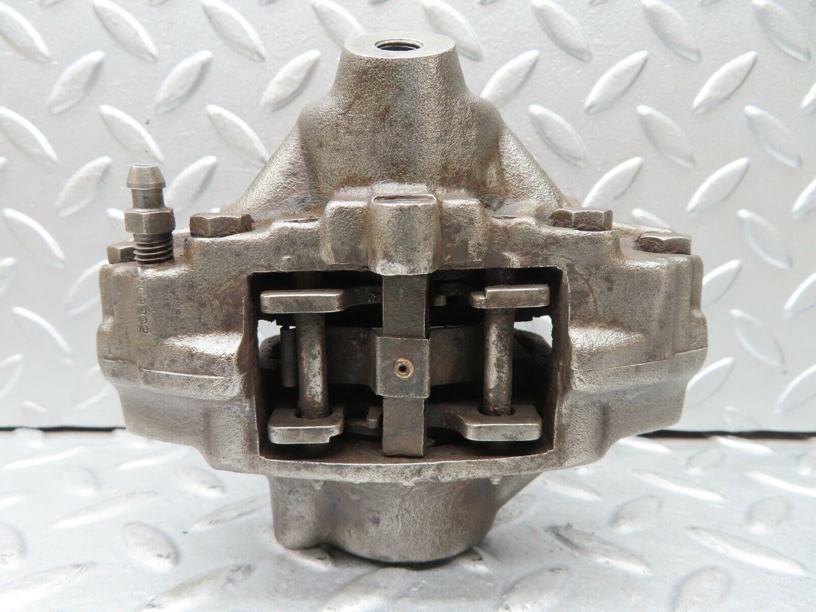 17258 Mercedes-Benz R129 300SL Coupe Rear Left Brake Caliper ATE 48P