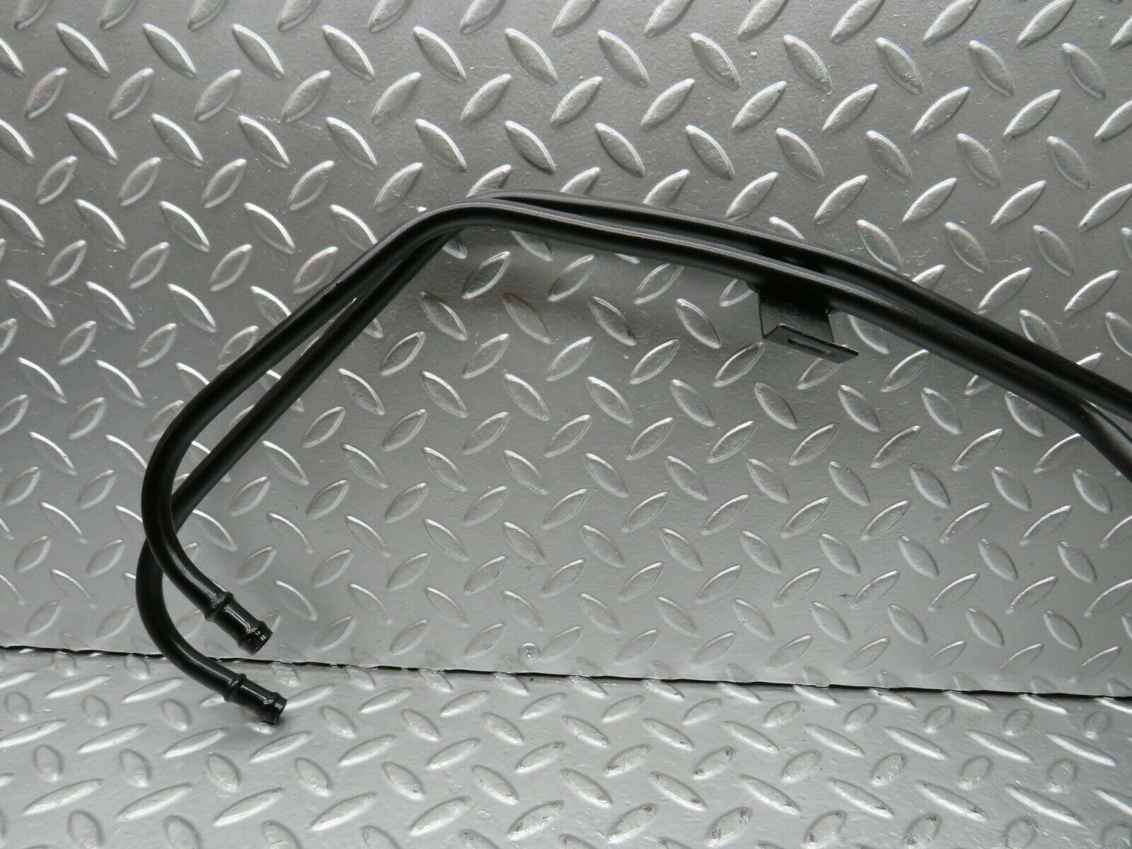 22862 Mercedes-Benz C107 450SLC Coupe Power Steering Oil Cooling Pipe