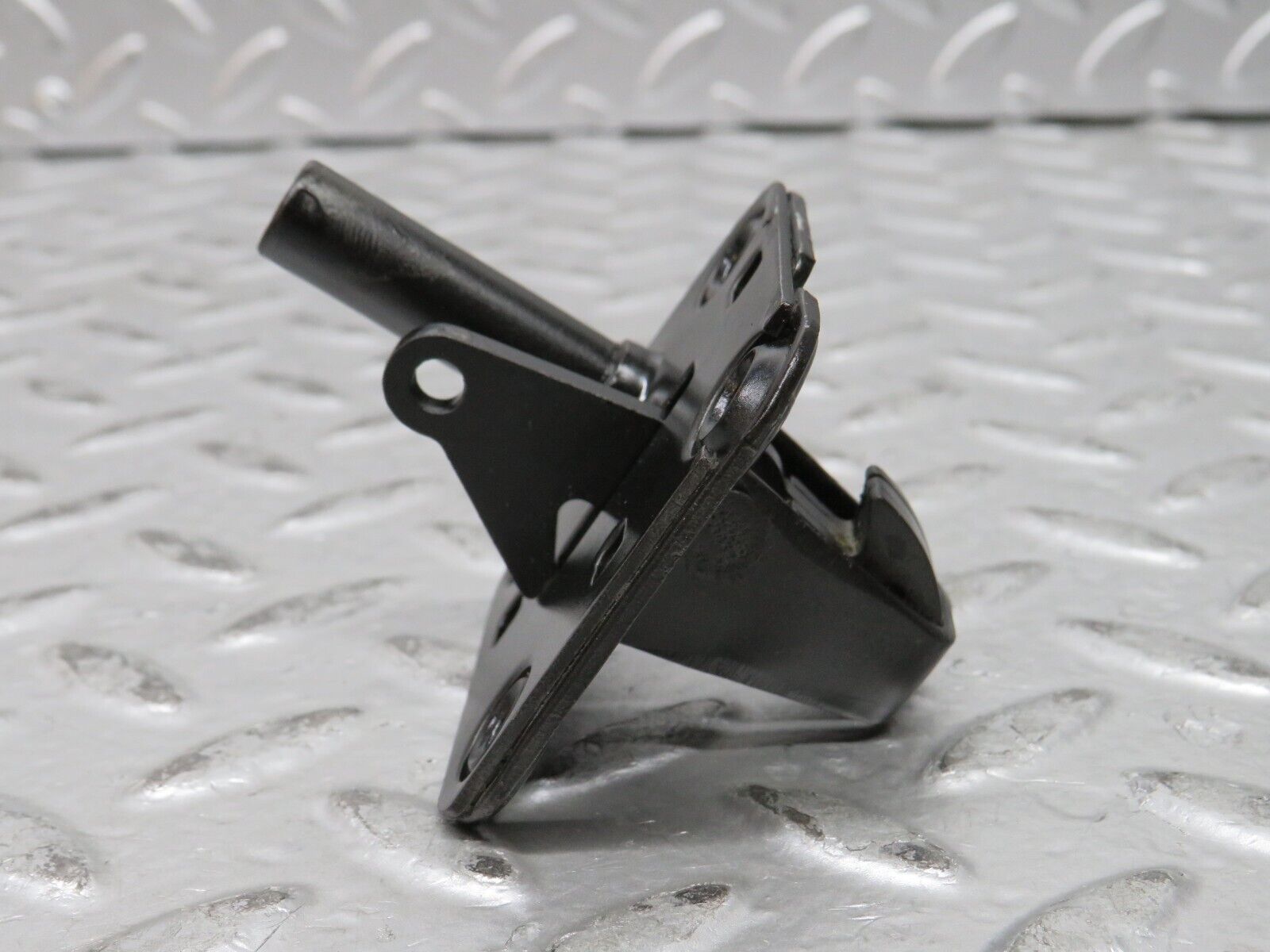 28758 Mercedes-Benz W123 230E Bonnet Lock Latch