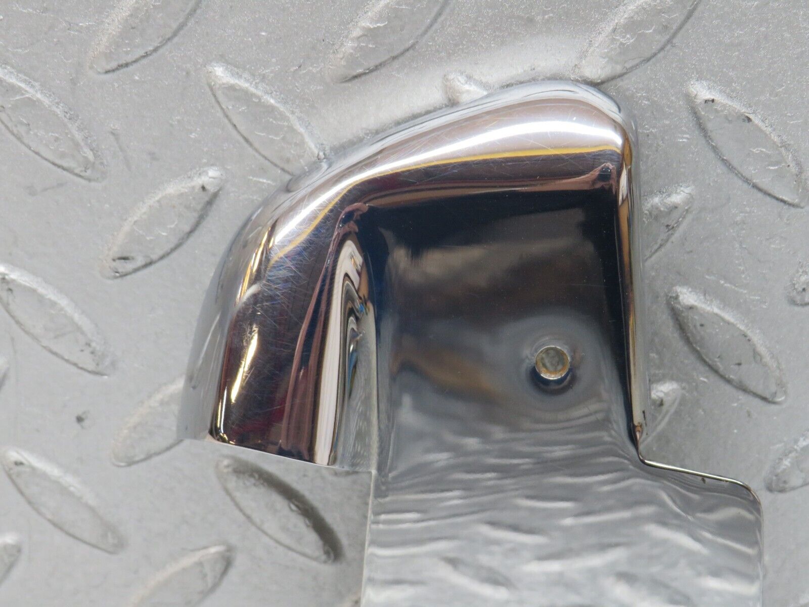 37764 Mercedes-Benz A124 320E Cabriolet B Pillar Chrome Cover Plate Left Side