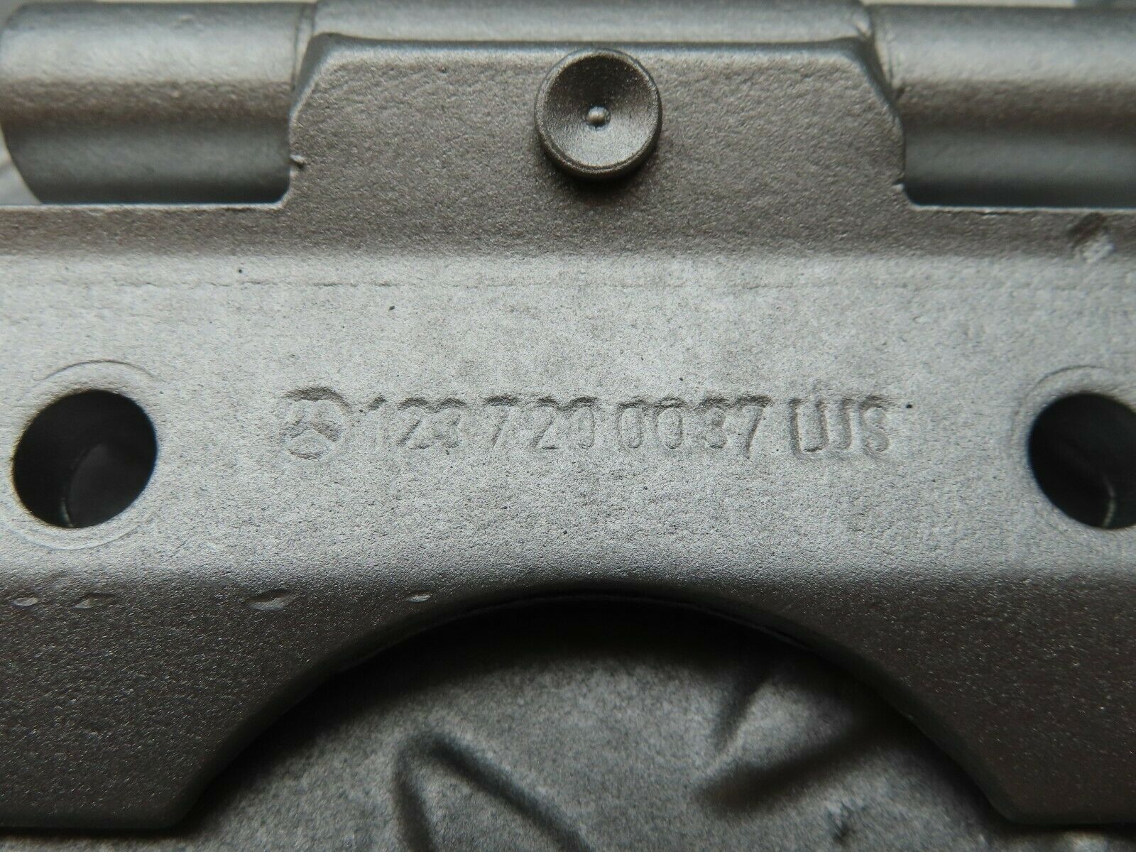 4495 Mercedes-Benz W123 230E Door Hinge 1237200037