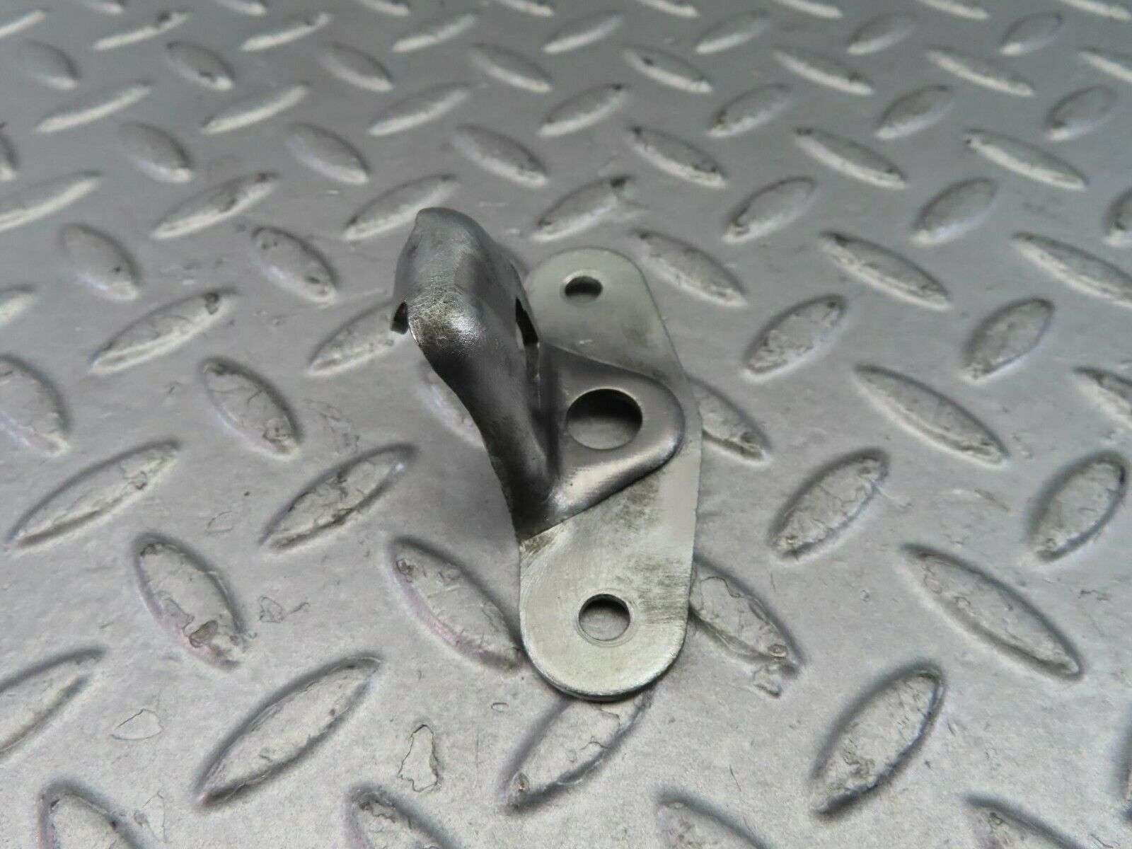 9678 Mercedes-Benz C123 280CE Coupe Trunk Lock Latch 1237580150