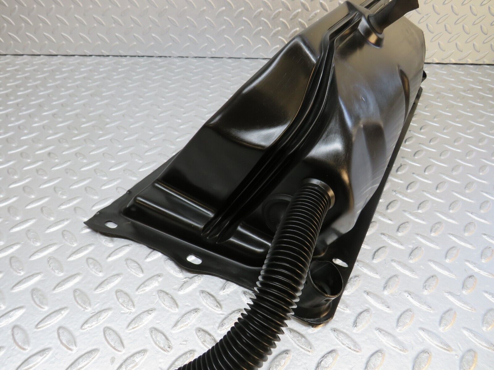 38365 Mercedes-Benz R129 280SL Coupe Heater Blower Motor Housing 1298311746