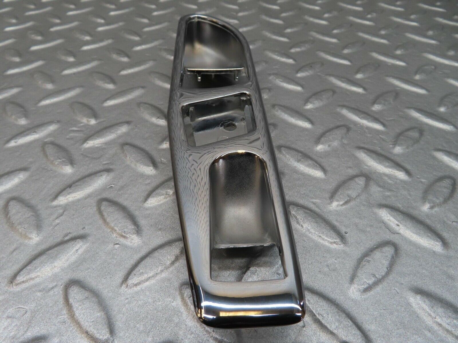 13978 Mercedes-Benz C107 280SLC Interior Door Handle Chrome Surround Right