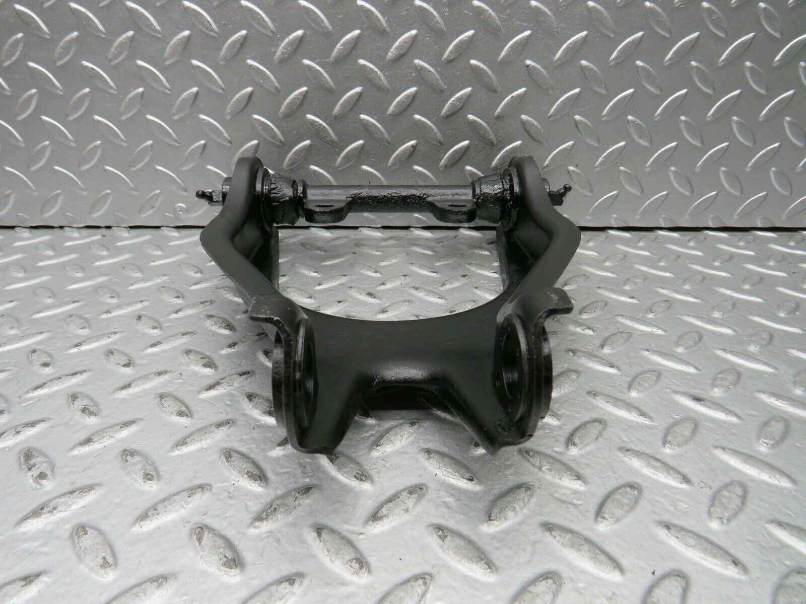 21936 Mercedes-Benz W121 190b Ponton Front Left Upper Control Arm