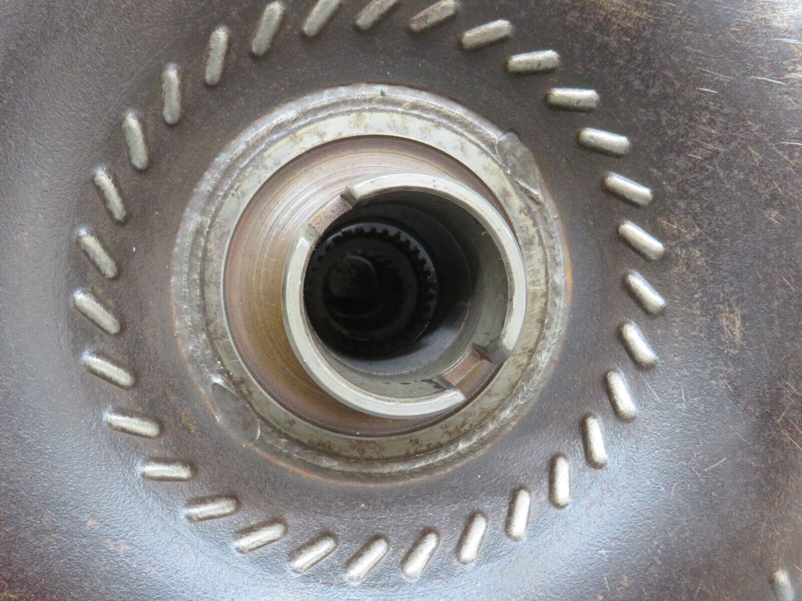 36320 Mercedes-Benz W126 420SE Torque Converter 1262501102