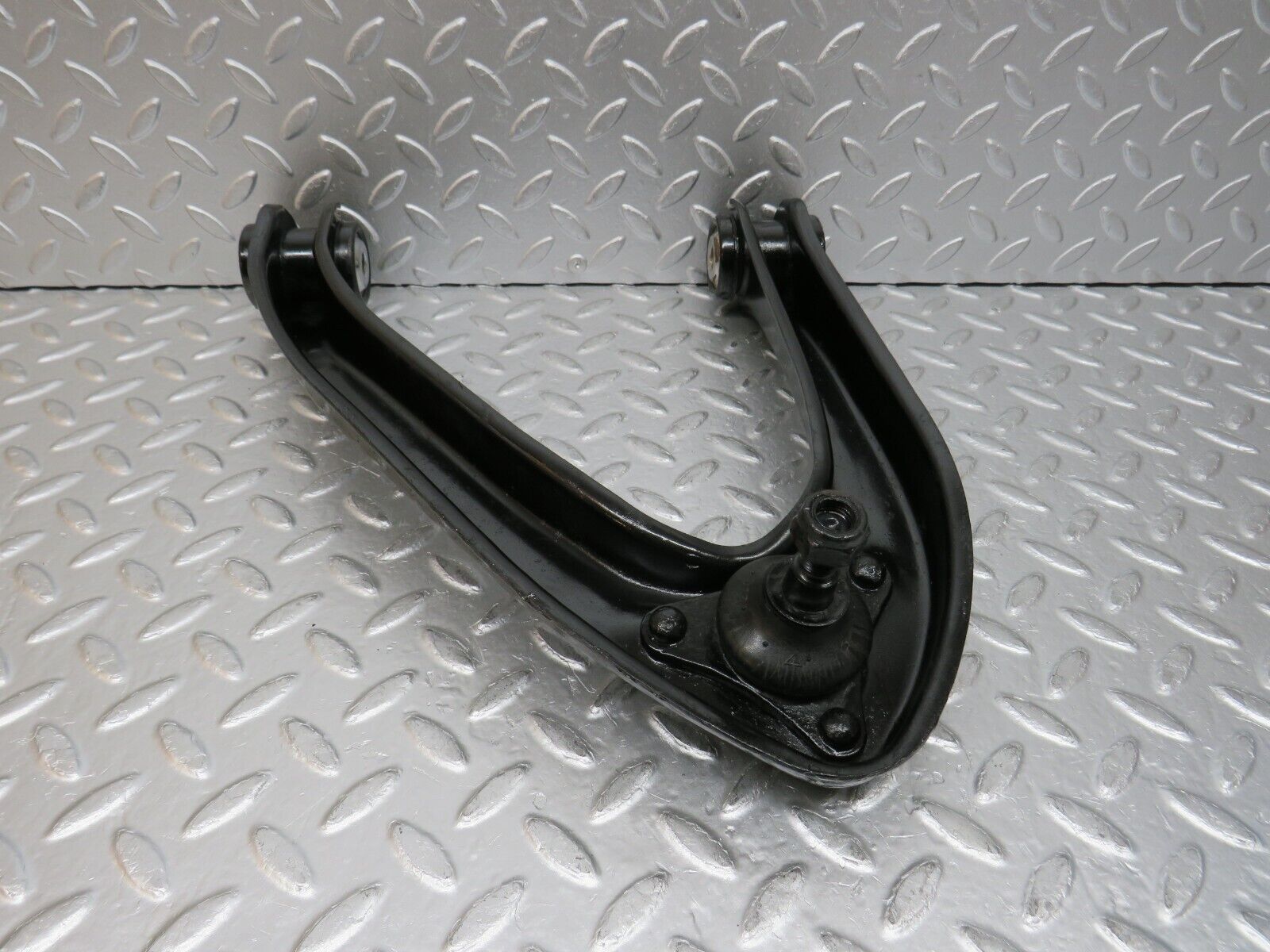 0812 Mercedes-Benz C107 350SLC Coupe Upper Control Arm Front Right