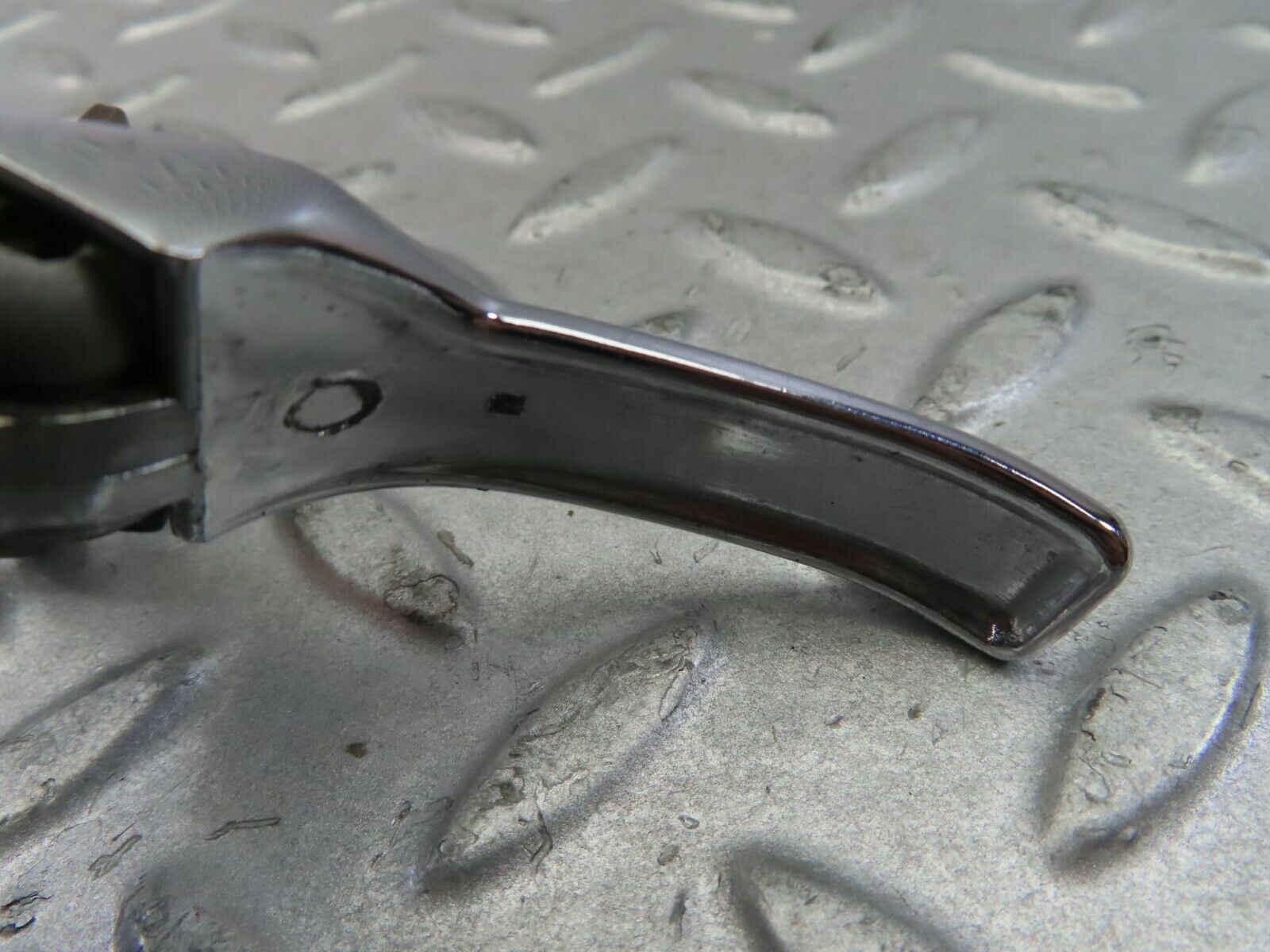 8726 Mercedes-Benz W115 Right Interior Door Handle Chrome 1107660419