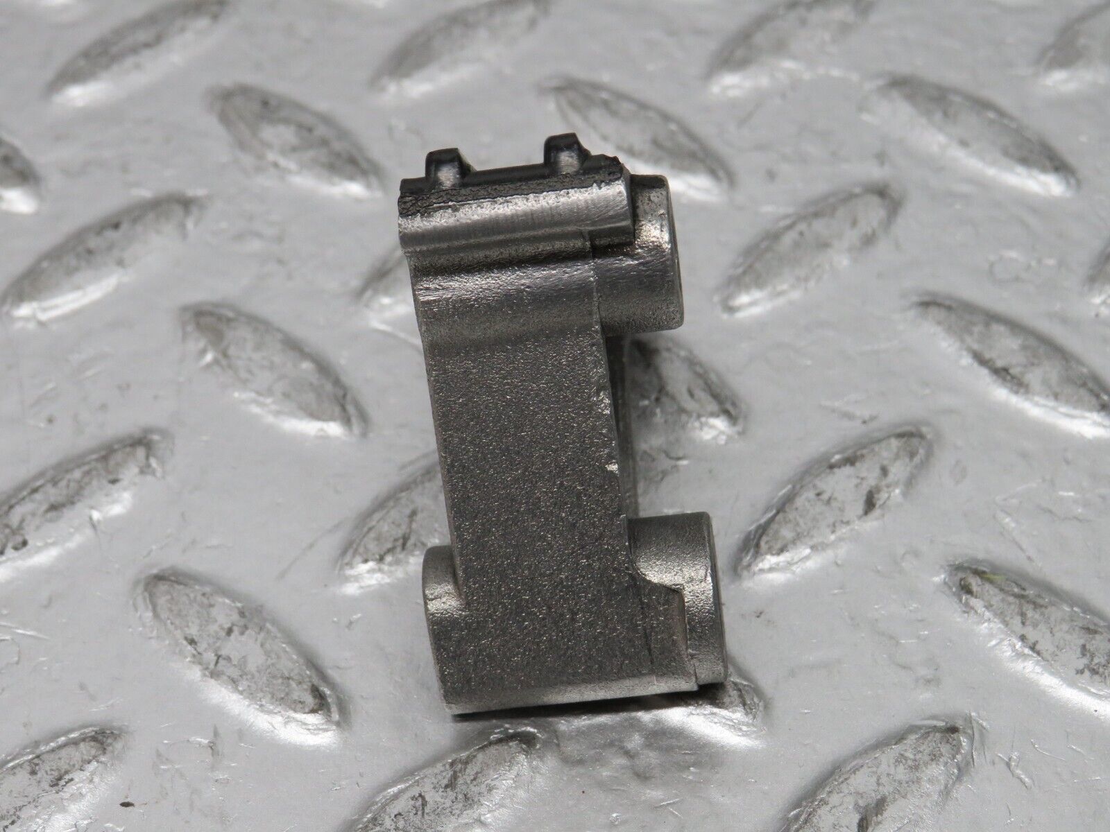 0289 Mercedes-Benz W120 Ponton Timing Chain Sliding Rail Guide 6210500516