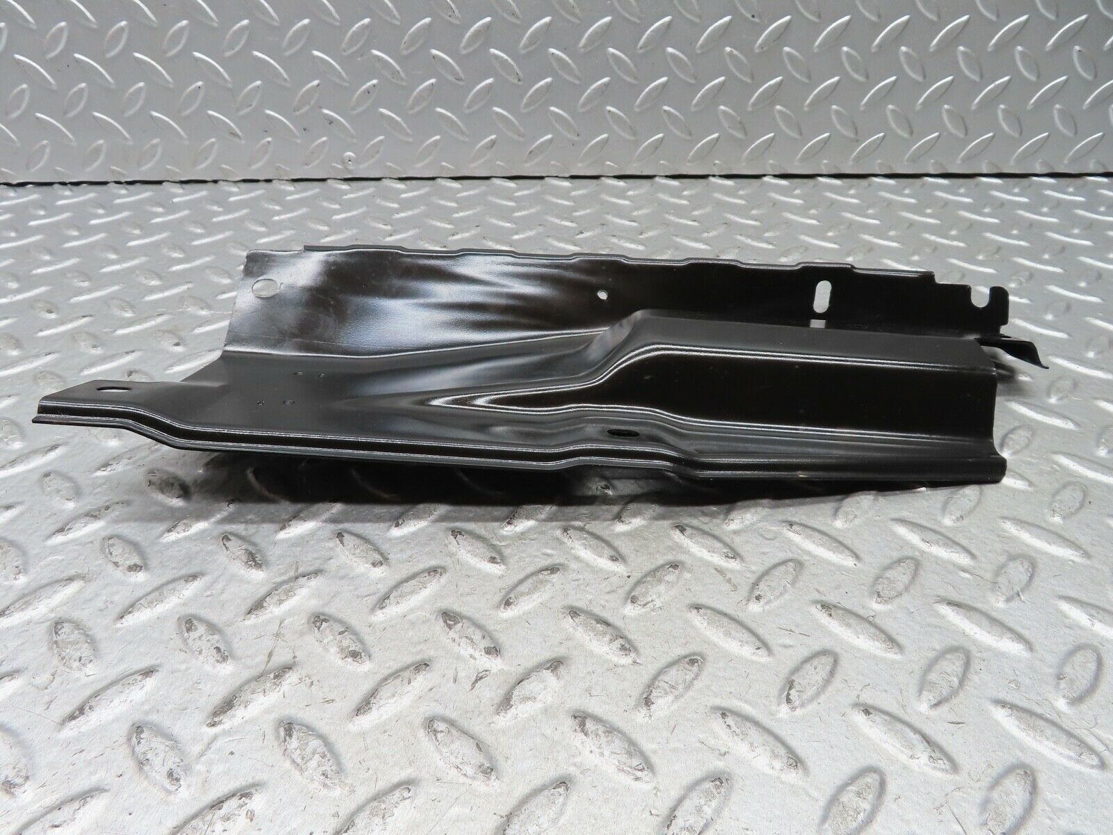 19427 Mercedes-Benz C140 CL420 Coupe Front Right Seat Belt Presenter Cover