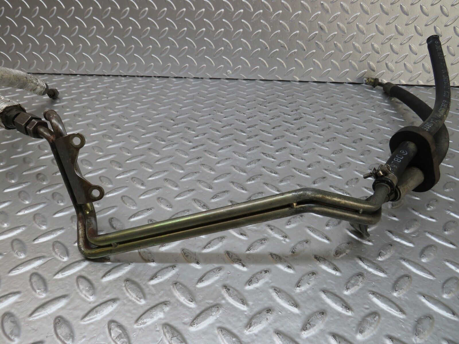 26660 Mercedes-Benz C124 220CE Coupe Power Steering Hose Pipe 1244604324