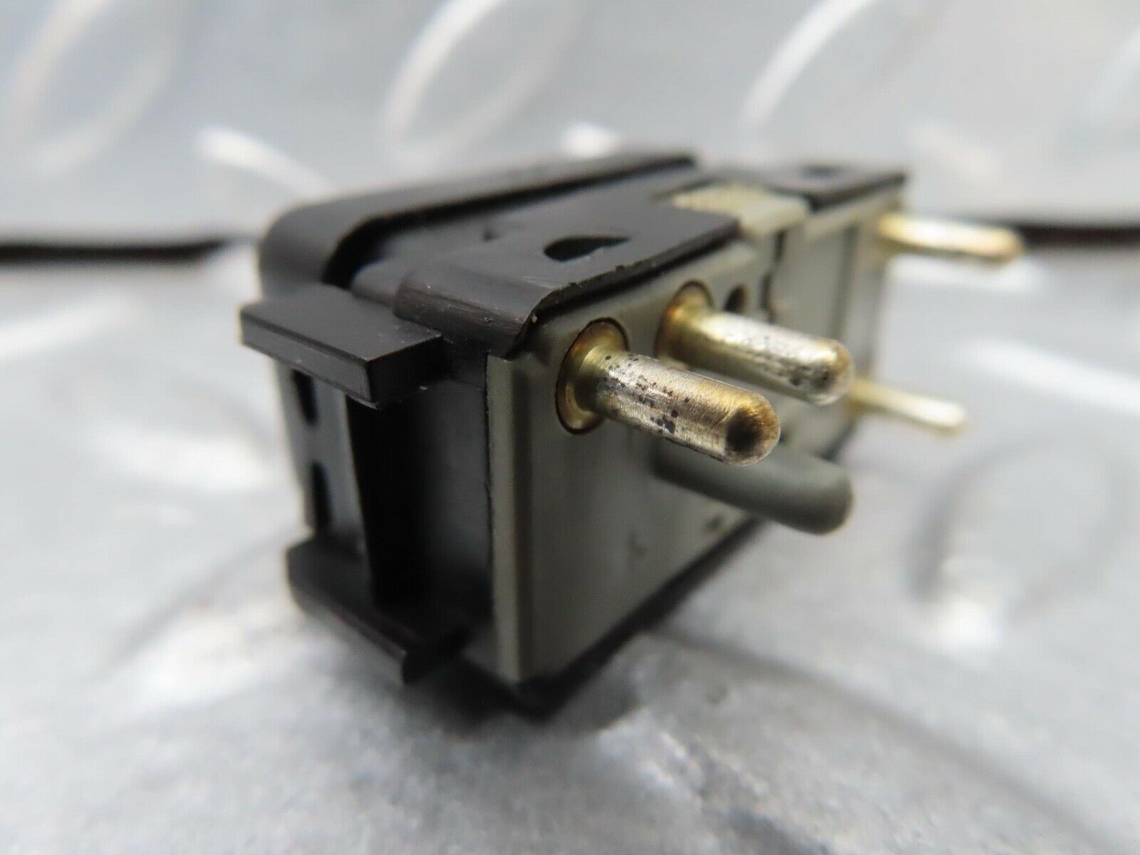 16389 Mercedes-Benz W124 260E Rear Left Electric Window Switch 1248209310