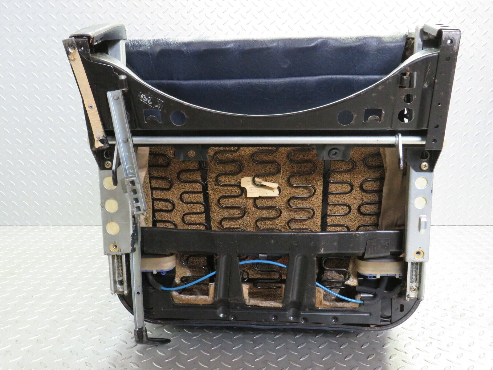 23041 Mercedes-Benz C123 230CE Coupe Front Right Seat Blue Half Leather