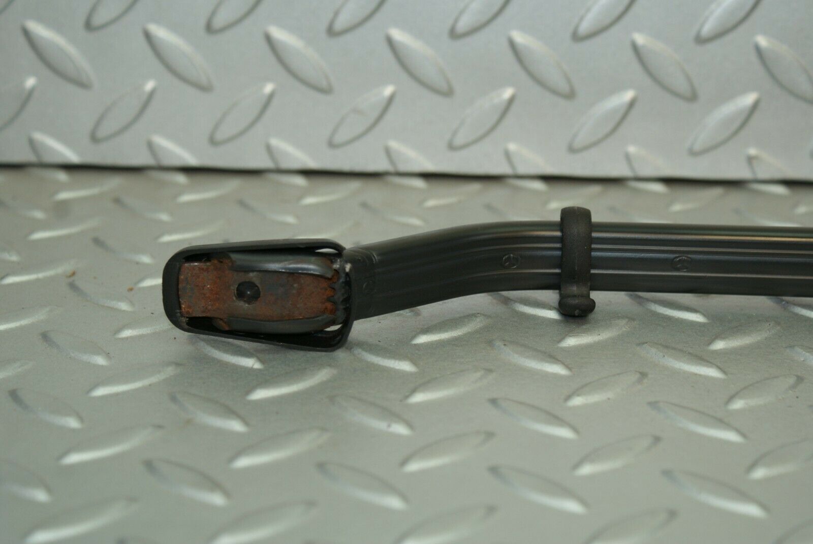 2746 Mercedes-Benz C123 280CE Coupe Interior Roof Grab Handle Rear