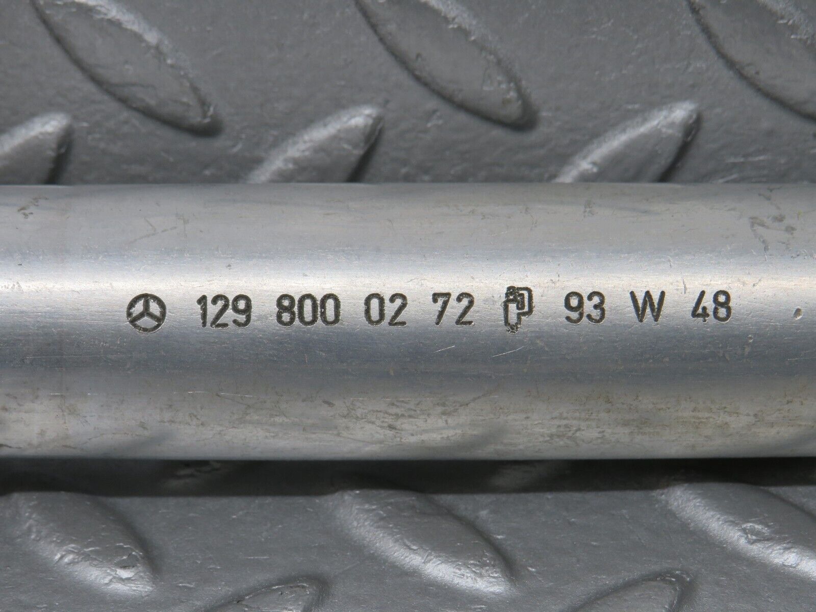 38630 Mercedes-Benz R129 280SL Coupe Roof Folding Lift Cylinder 1298000272