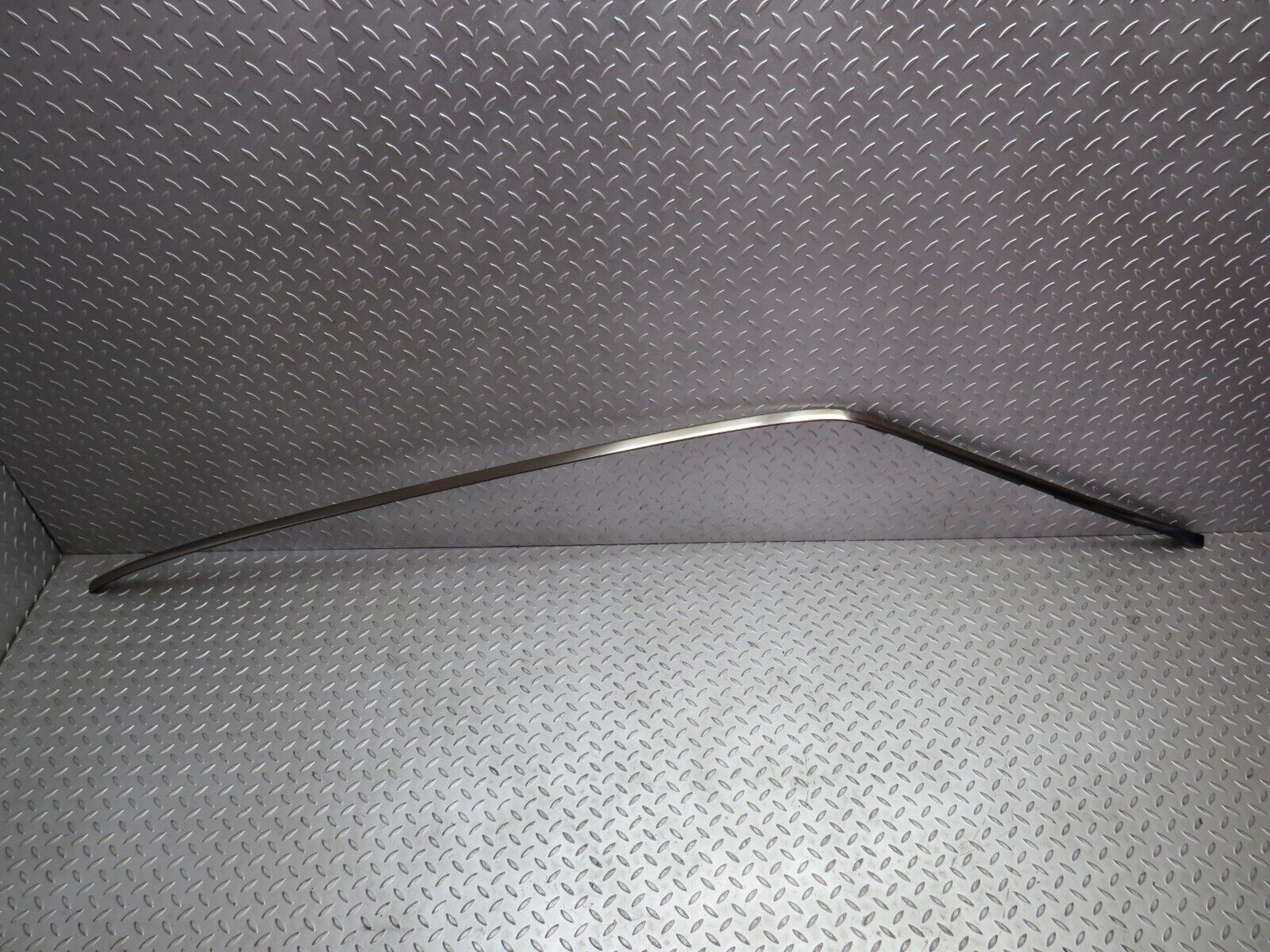 30471 Mercedes-Benz W124 230E Roof Chrome Trim Right Side 1246900497