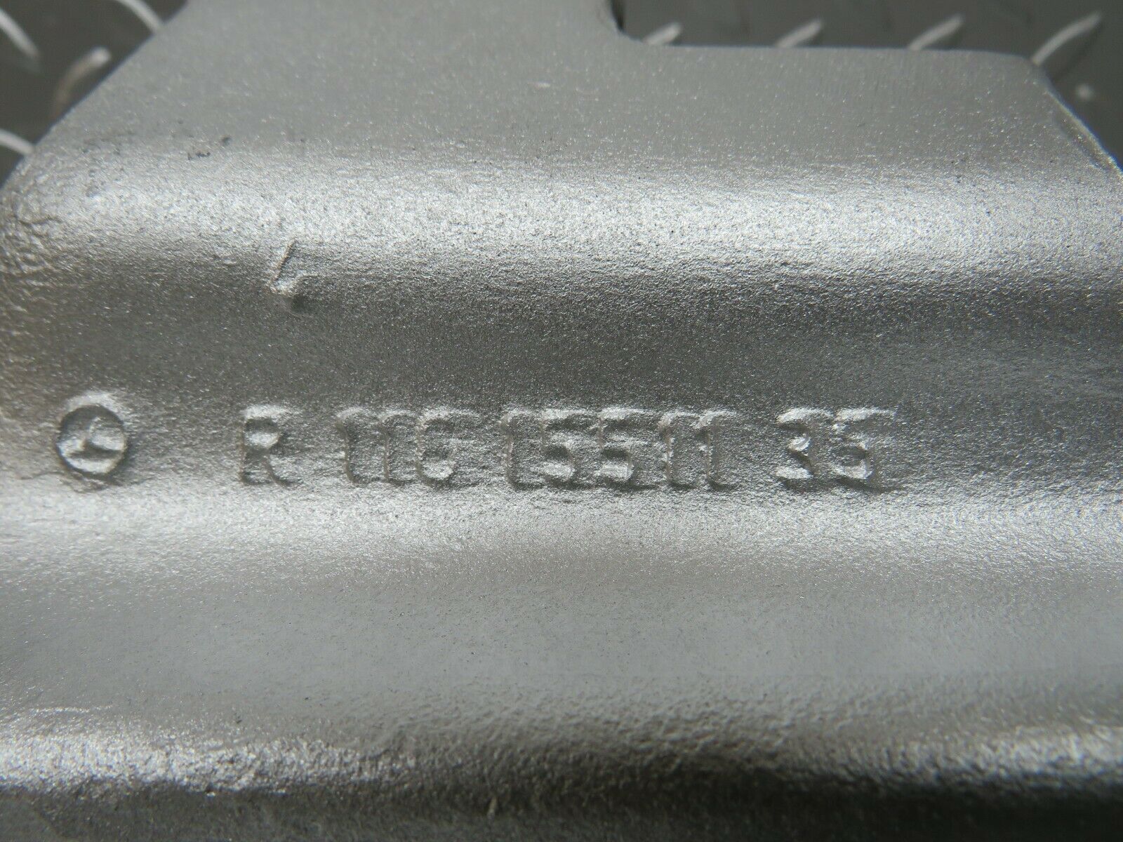 23887 Mercedes-Benz C107 450SLC Coupe Alternator Generator Bracket 1161551135