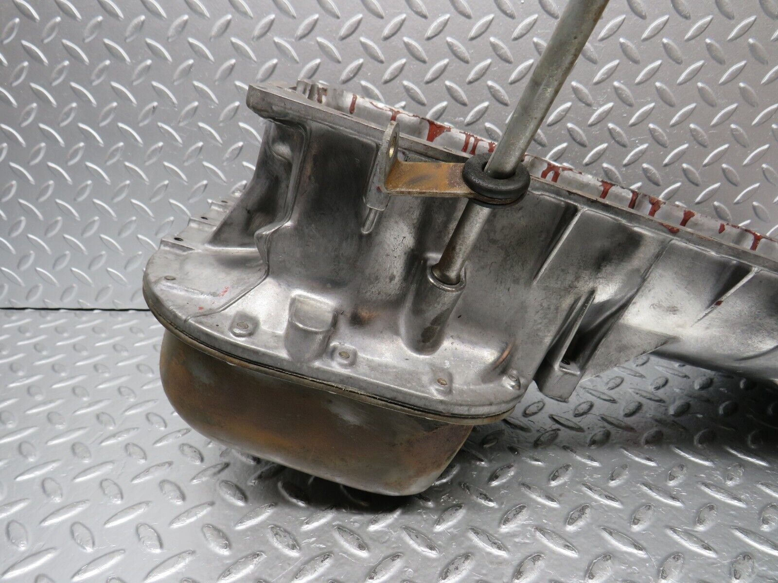 31169 Mercedes-Benz W123 200D Oil Pan Oil Sump 1150141402