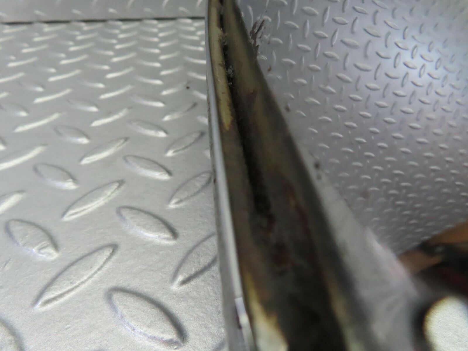 10639 Mercedes-Benz W108 Front Left Bumper Corner